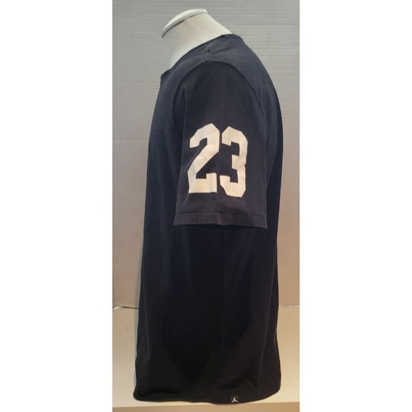 Michael Jordan Flight T-Shirt - Picture 3 of 7